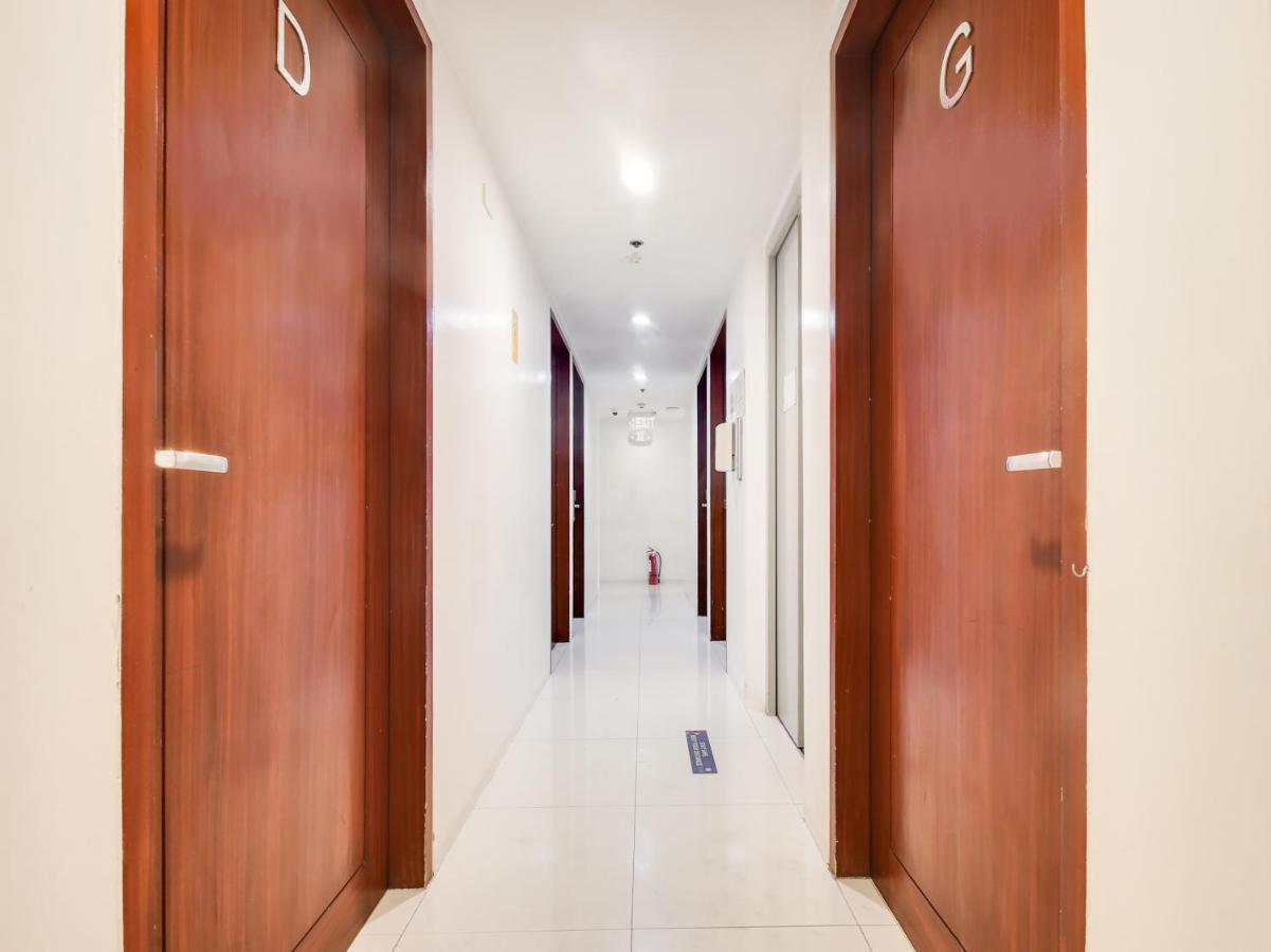 Oyo 893 Dian Suites Makati Manila Luaran gambar
