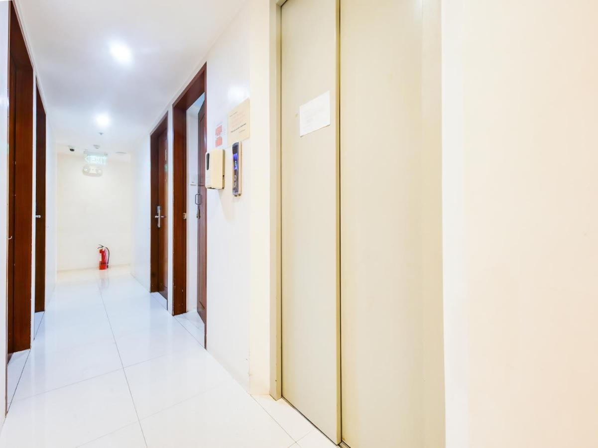 Oyo 893 Dian Suites Makati Manila Luaran gambar