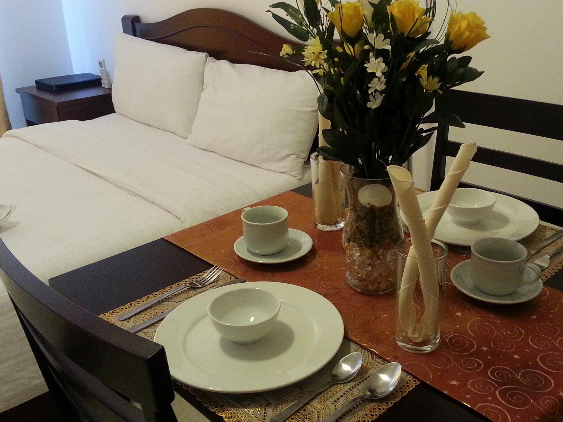Oyo 893 Dian Suites Makati Manila Luaran gambar