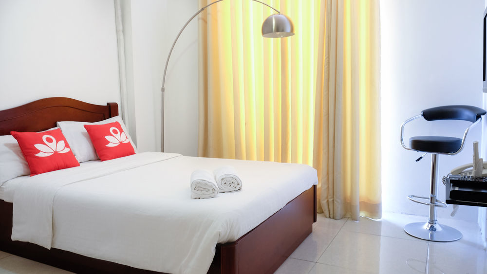 Oyo 893 Dian Suites Makati Manila Luaran gambar