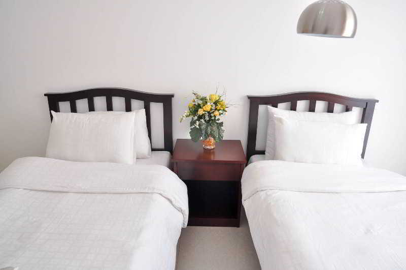 Oyo 893 Dian Suites Makati Manila Luaran gambar